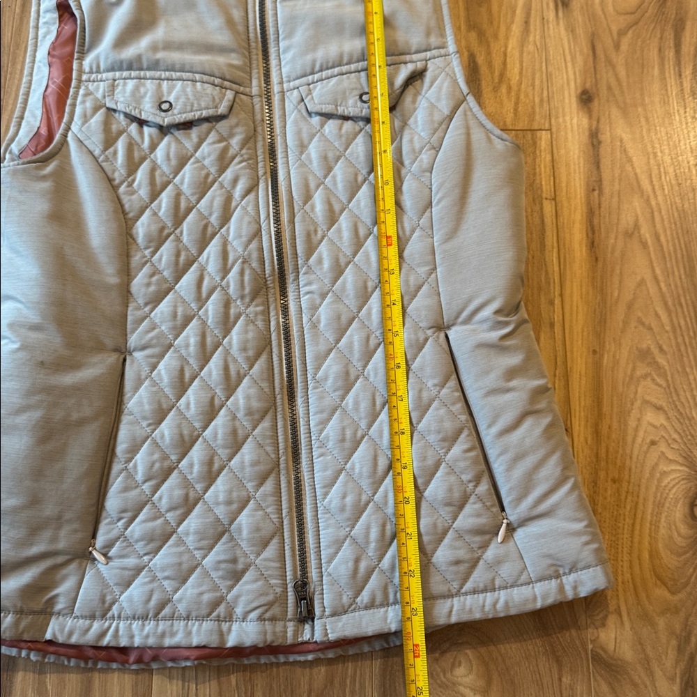 Royal Robbins Light Gray Quilted Vest - Picture 4 of 10